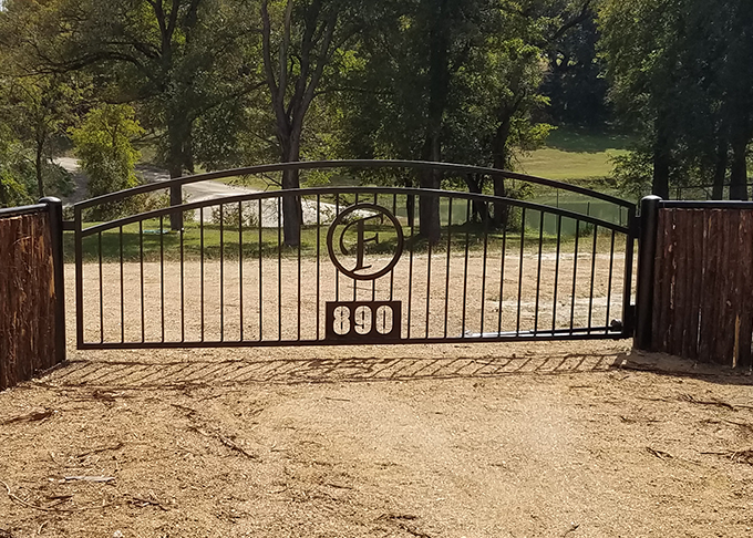 Custom Gates in Texas Hill Country, Comfort TX